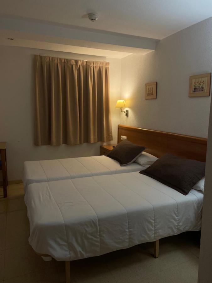 Hostal Maria Elche Eksteriør bilde
